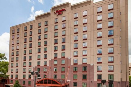 Hampton Inn New York – LaGuardia Airport