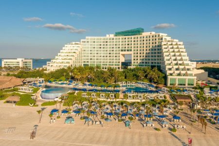 Live Aqua Beach Resort Cancún – Adults Only – All Inclusive